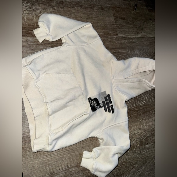 🖤✨ Zara Kids Graphic Hoodie – Size 6/7 ✨🖤 - Picture 2 of 11